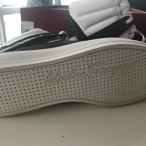 Salvatore Ferragamo Women's Pixy Hi Top Sneakers 9 - Picture 4 of 5